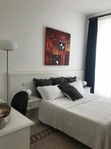 B&B Nike - Rooms Only - 70