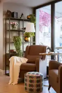 Chekhoff Moscow Curio Collection by Hilton - 3