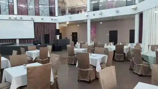 Gostinechniy Kompleks Lyubim - 2