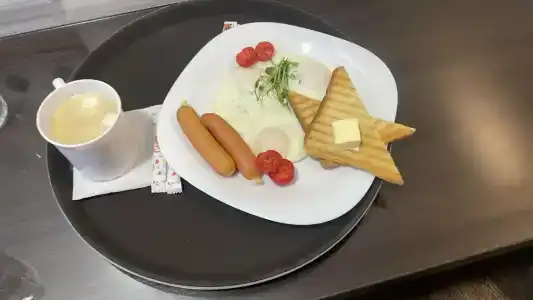 Red Fox na Vzlotnoy 2e - 32