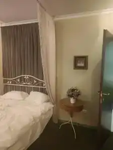 La Vie De Chateau - 27