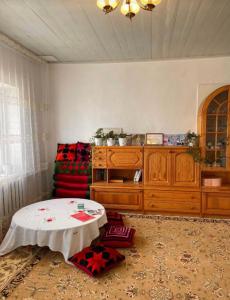 Gulnara Guest House - 9