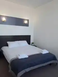 Viktoria - ZURO  - 22