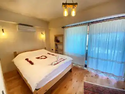 Istlada Tas EV Apart - 3