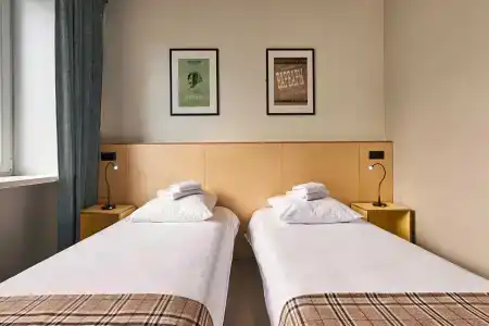 Friends on Fontanka - 25