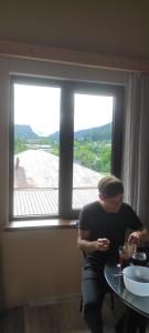 Nino Ratiani's Guesthouse - 5