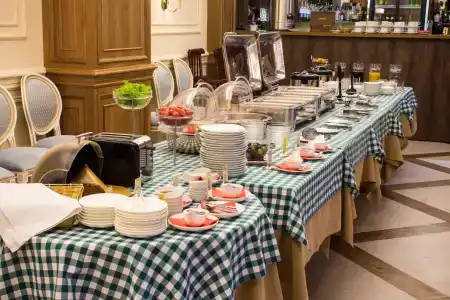 Gloria Business - 23