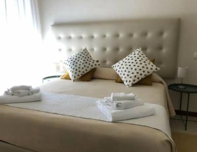 Landolina Palace - 11