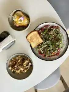 SLIDE Bleisure & MICE - 35