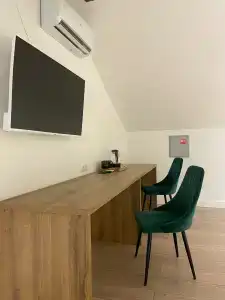 "ЛАСТОЧКИНО ГНЕЗДО" - 21