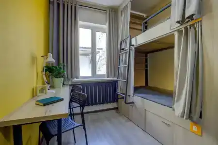 People Hostel & Coworking Hostel - 29