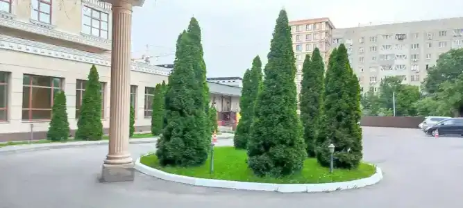 Ramada by Wyndham - 8