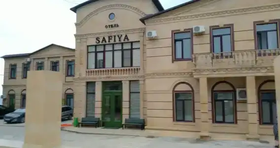 Safiya - 63
