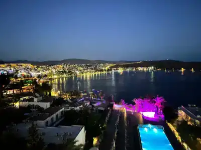 Royal Asarlik Beach - 75