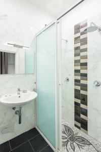 Bella Napoli Suites - 25
