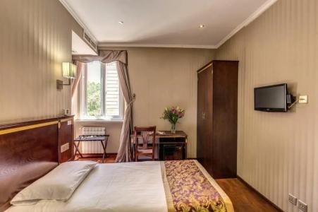 B&B Drago D'Oro - 43