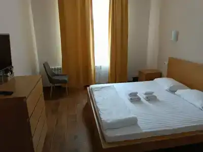 B&B Centre - 78