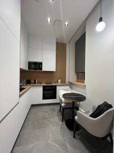 The Basilian Minsk, Curio Collection By Hilton - 20
