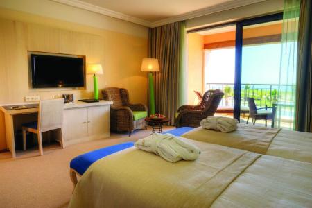 Cascade Wellness Resort - 13
