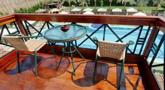 Falcon Naama Star - 22