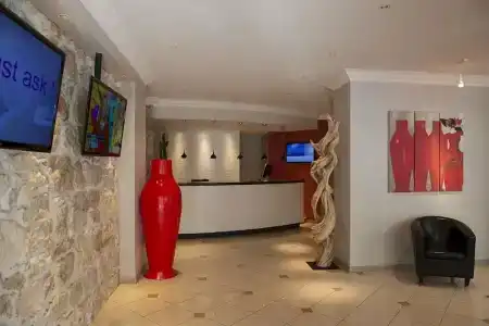 Best Western Premier Roosevelt - 12