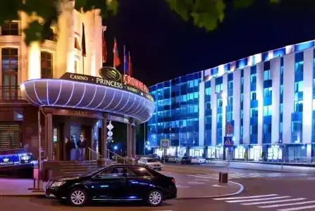 Crowne Plaza - Minsk, an IHG - 8