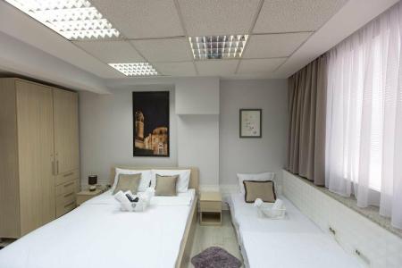 7 Hills Suites - 12