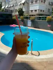 Cleopatra King Apart - 37