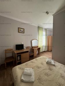 Marsel - 49