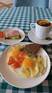 Gloria Business - 13