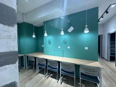 Izzzi Hostel - 11