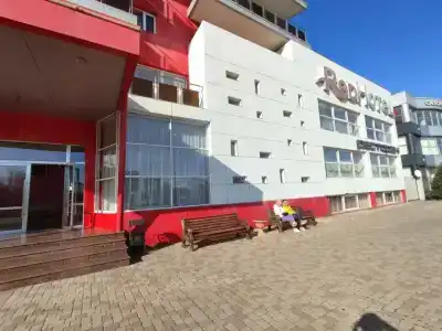 Red - 24