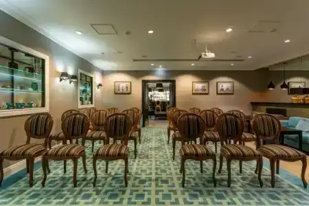 DOM Boutique by Authentics - 42