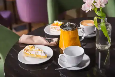 Courtyard by Marriott City Center - 30