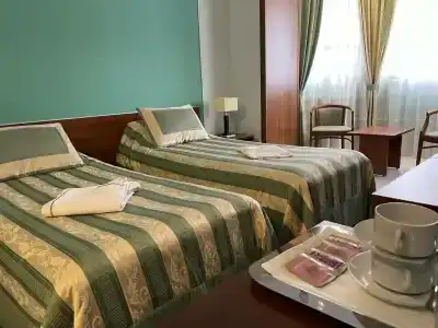 La Vie De Chateau - 6