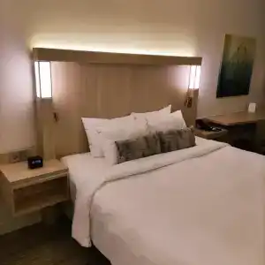 Courtyard by Marriott Vilnius City Center - 77