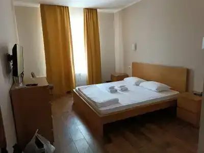 B&B Centre - 66