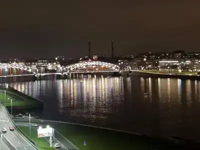 Охтинская - 94