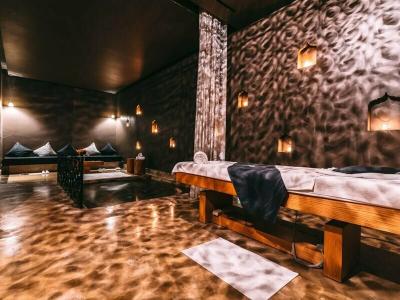 Palais Namaskar - 50