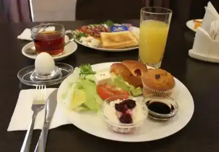 Akademicheskaya - 24