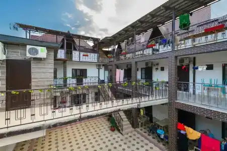 Yakor Guest House - 0