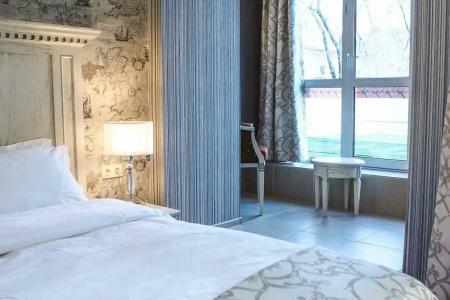 Gloria Business - 69