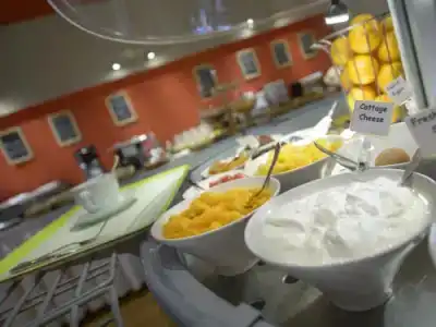 Best Western Premier Roosevelt - 18