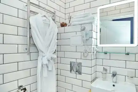 GrandWhite Apart - 87