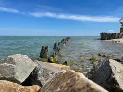 Morskaya 250 Guest House - 35