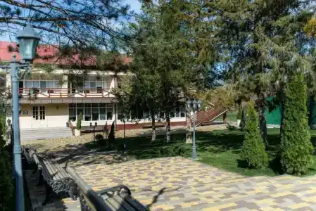 Gostinichno-Restorannyij Kompleks ZIHIYa - 14