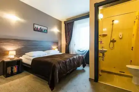 M-Otel' - 9