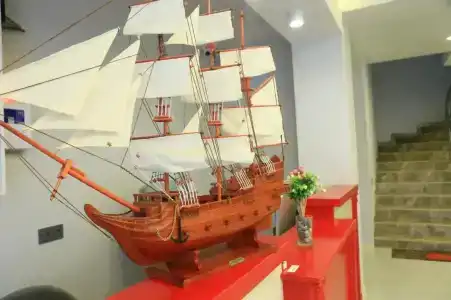 Admiral Inn Aparthotel - 3