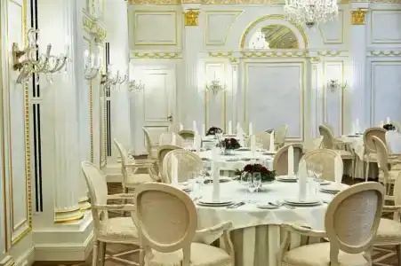 The State Hermitage Museum Official - 9