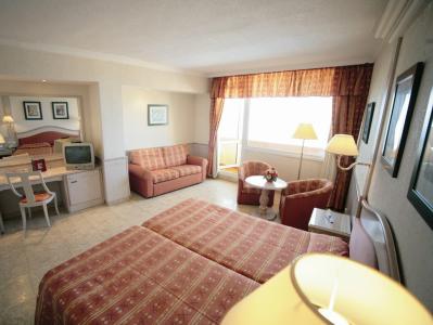 Ons Oceanfront Adults Designed - 16